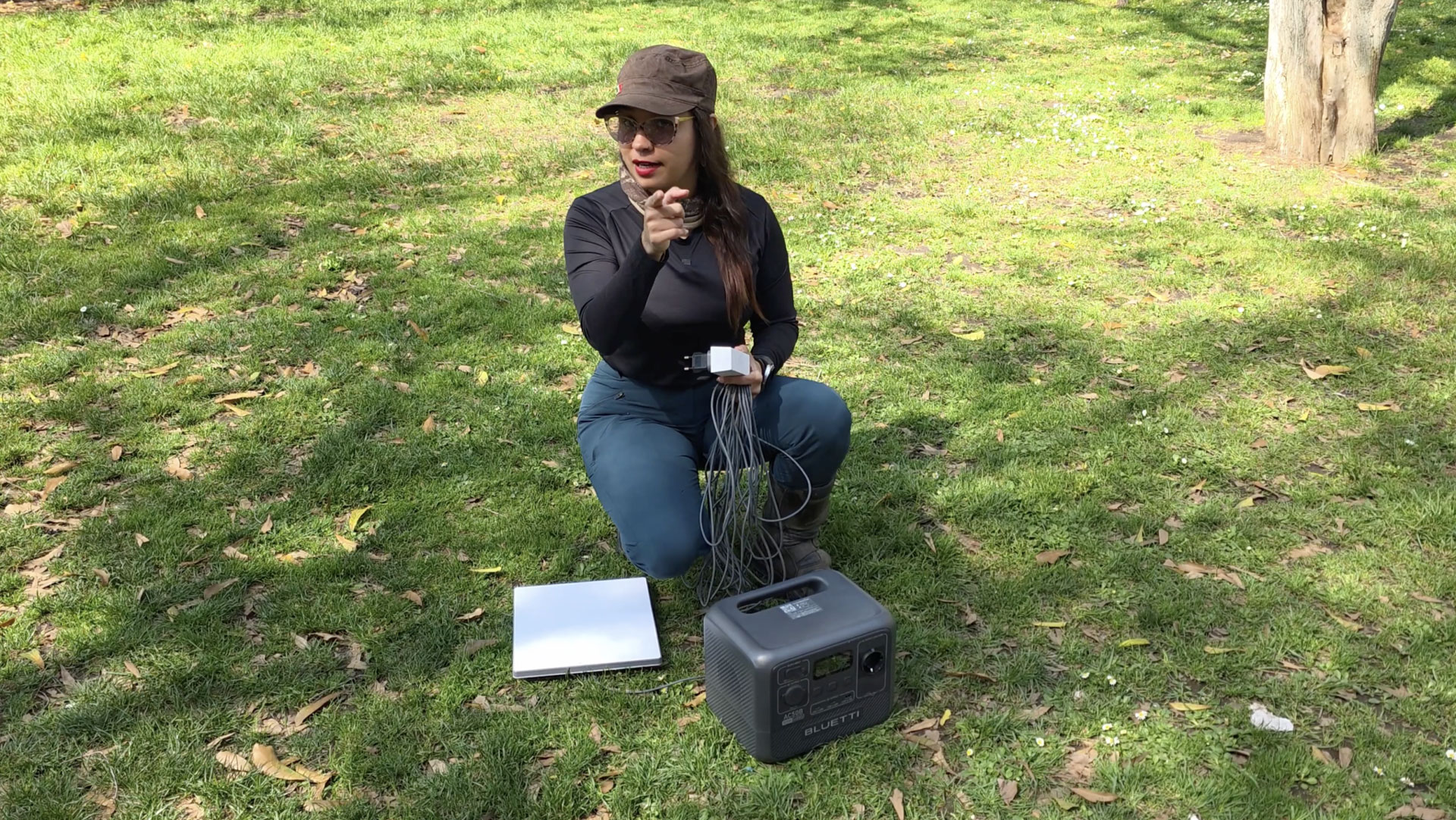 STARLINK Y BLUETTI MOTO1