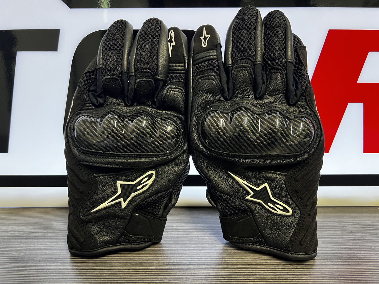 Nudillos rígidos guante moto